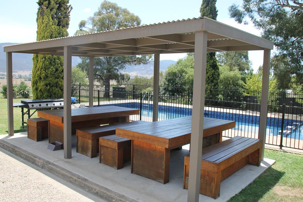 Mountain View Motel Corryong Kültér fotó