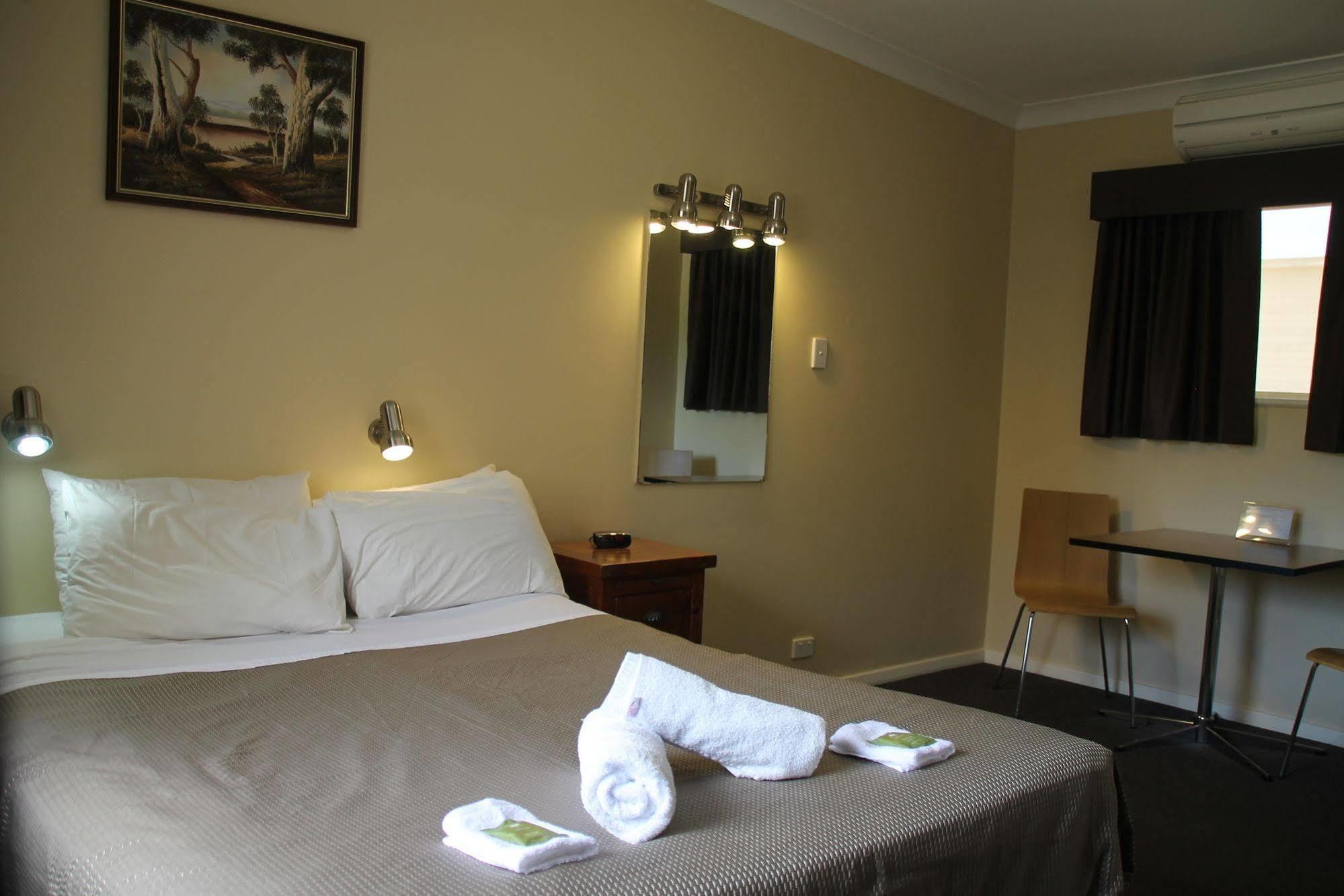Mountain View Motel Corryong Kültér fotó